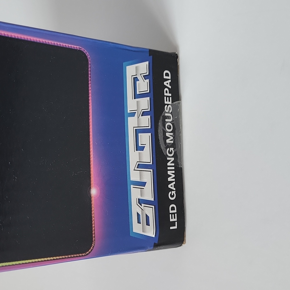 RGB LED Gaming Mousepad - Picture 5 of 12